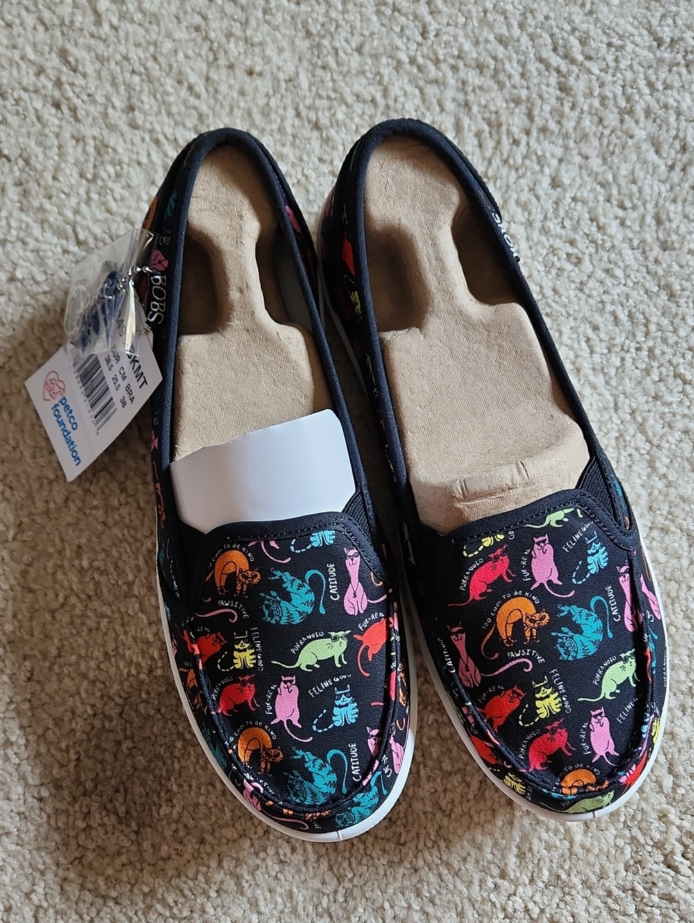 Skechers Black Slip-On Sneakers with Multicolor Cat Print
